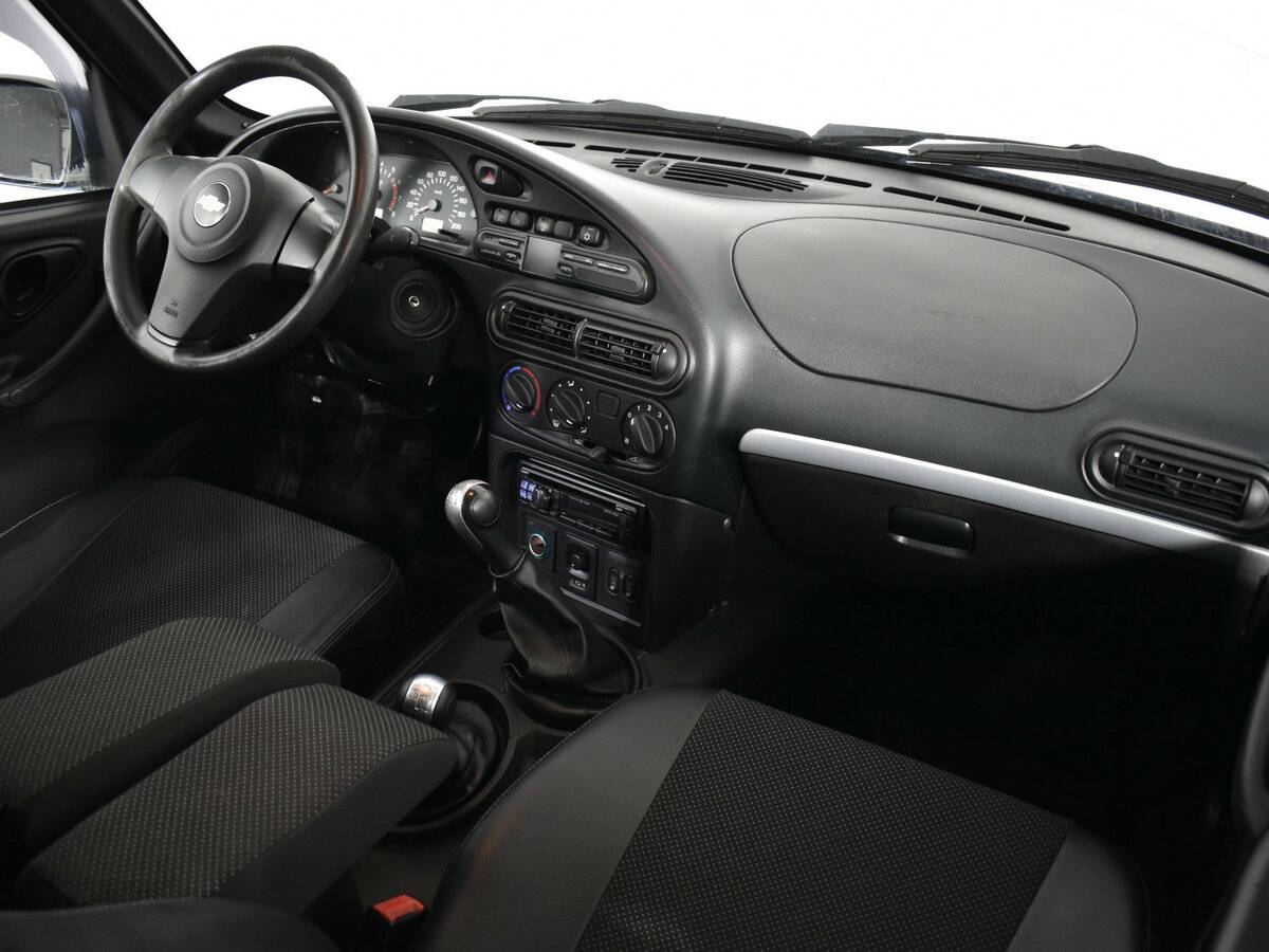 Chevrolet Niva I Рестайлинг, 2013 Фото №10