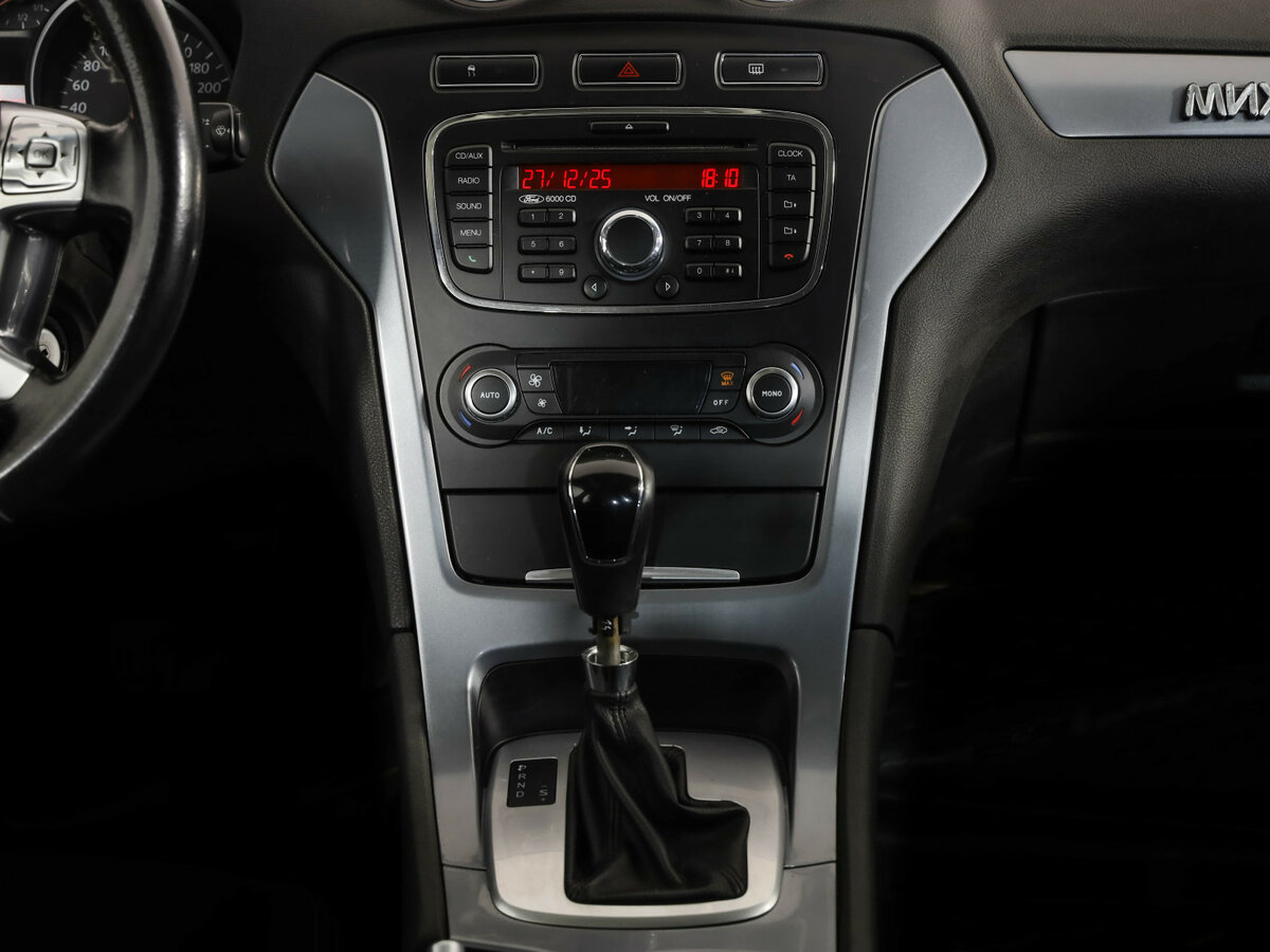 Ford Mondeo IV, 2010 Фото №14