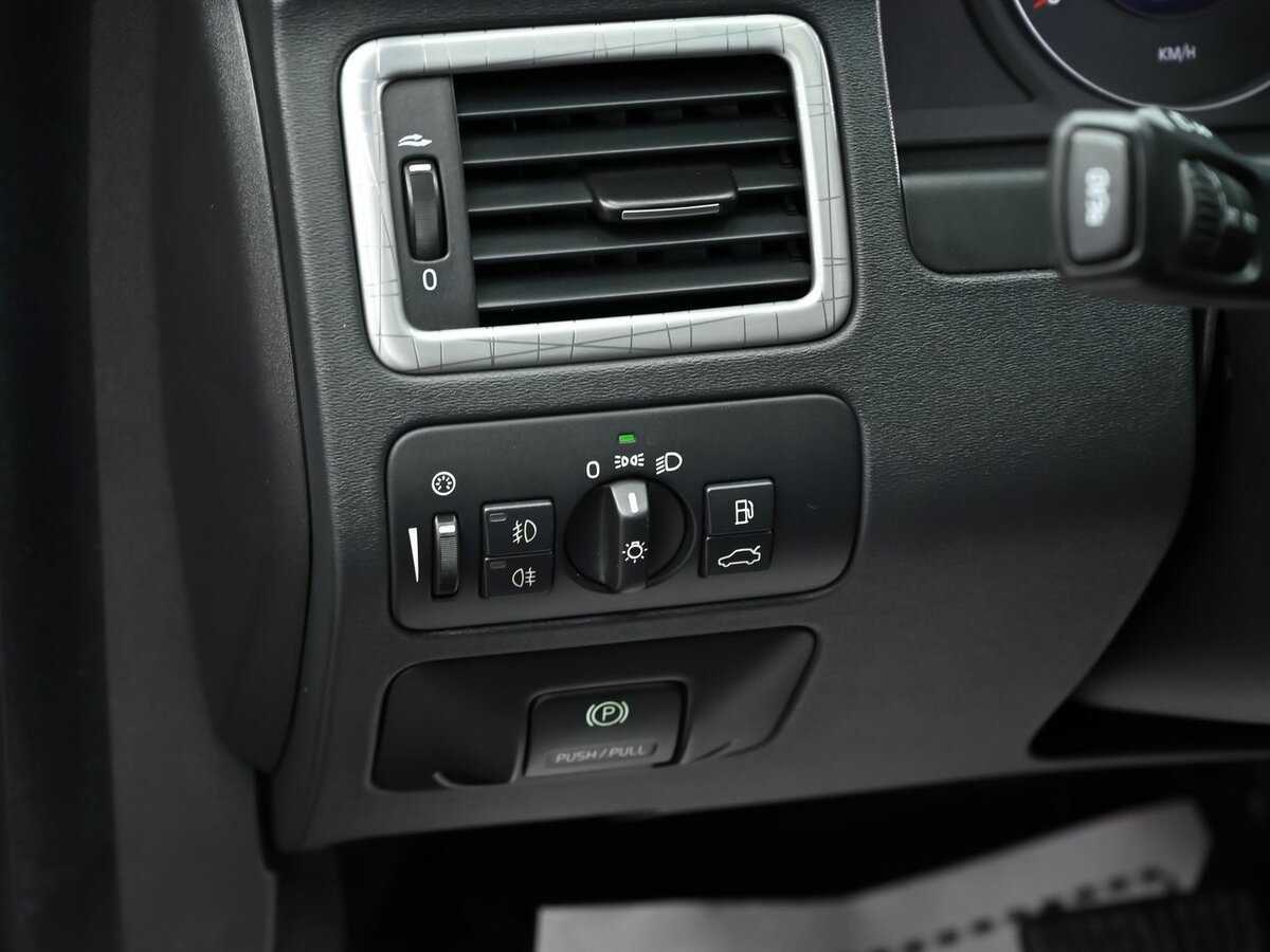 Volvo XC70, 2010 Фото №7