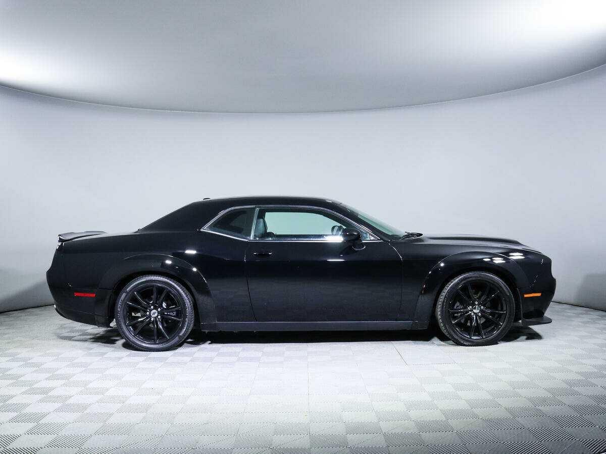 Dodge Challenger R__T, 2019 Фото №4