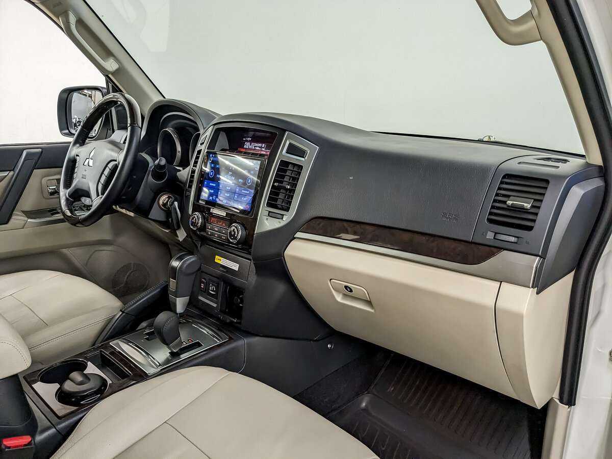 Mitsubishi Pajero, 2019 Фото №9
