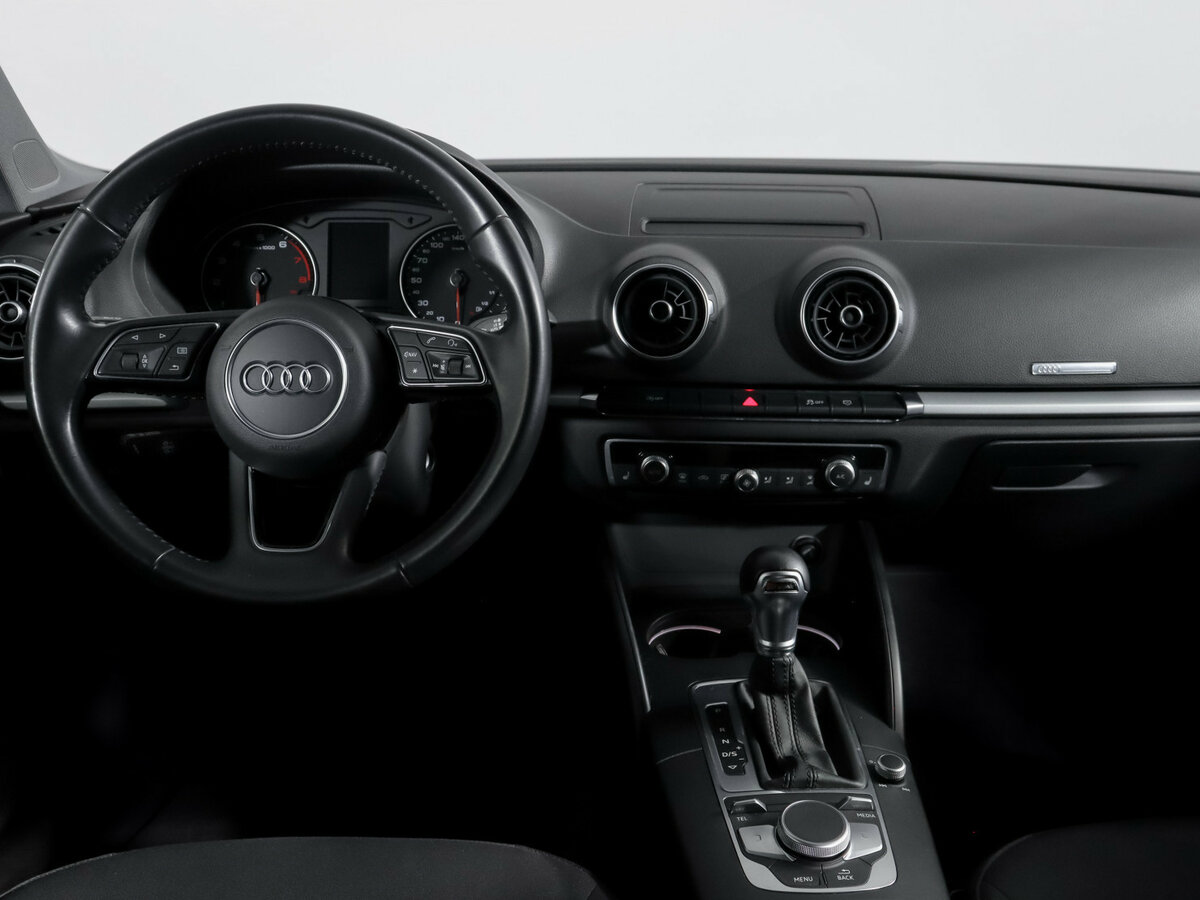 Audi A3 III (8V) Рестайлинг, 2019 Фото №10