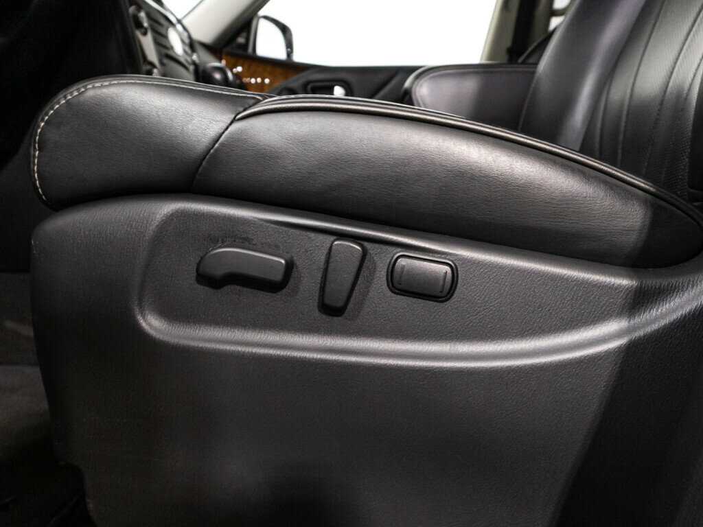 Infiniti QX80, 2017 Фото №17
