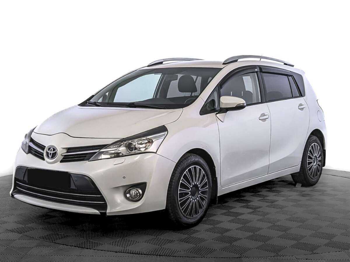 Toyota Verso, 2013 Фото №1