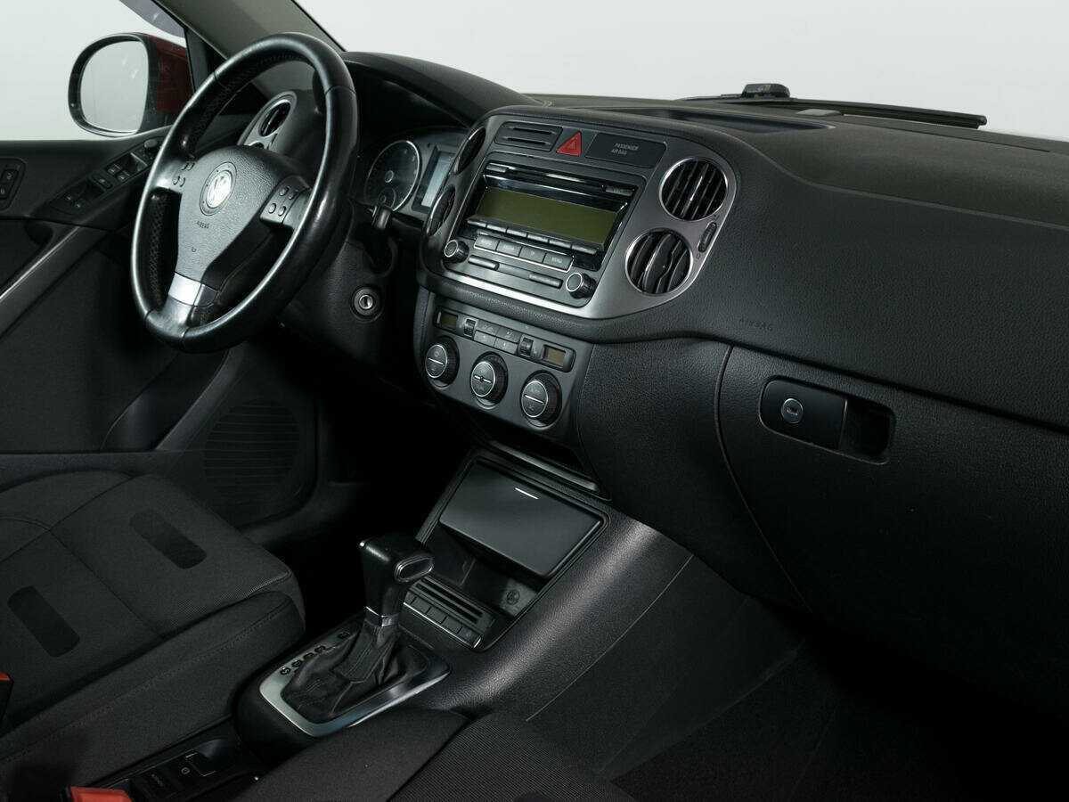 Volkswagen Tiguan, 2009 Фото №8