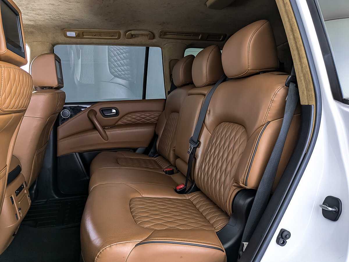 Infiniti QX80, 2018 Фото №18