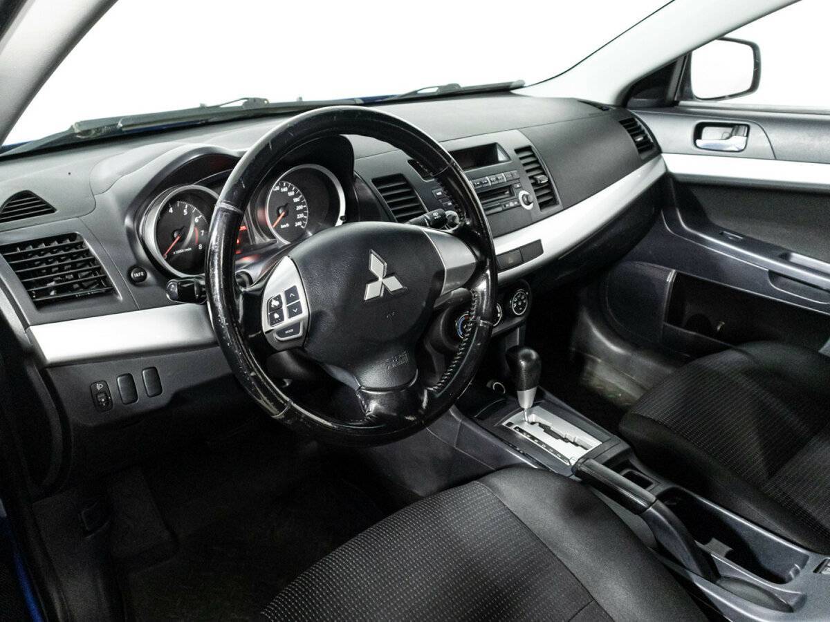 Mitsubishi Lancer, 2010 Фото №11