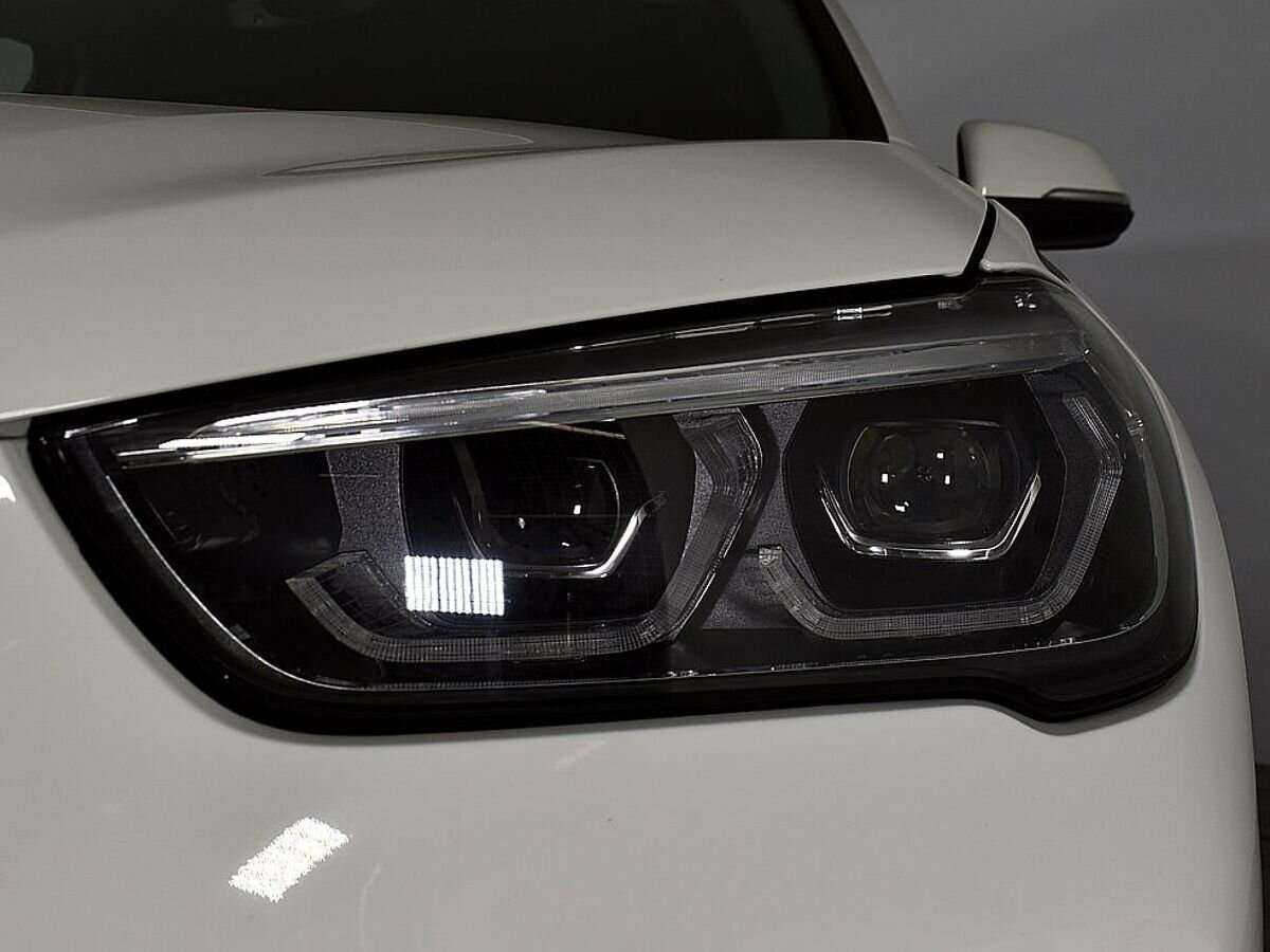 BMW X1 20i xDrive, 2020 Фото №7