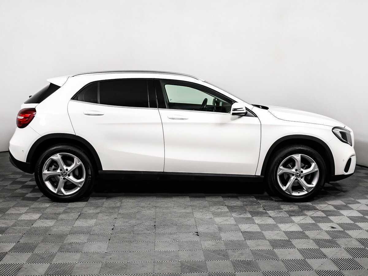 Mercedes-Benz GLA 200, 2018 Фото №4