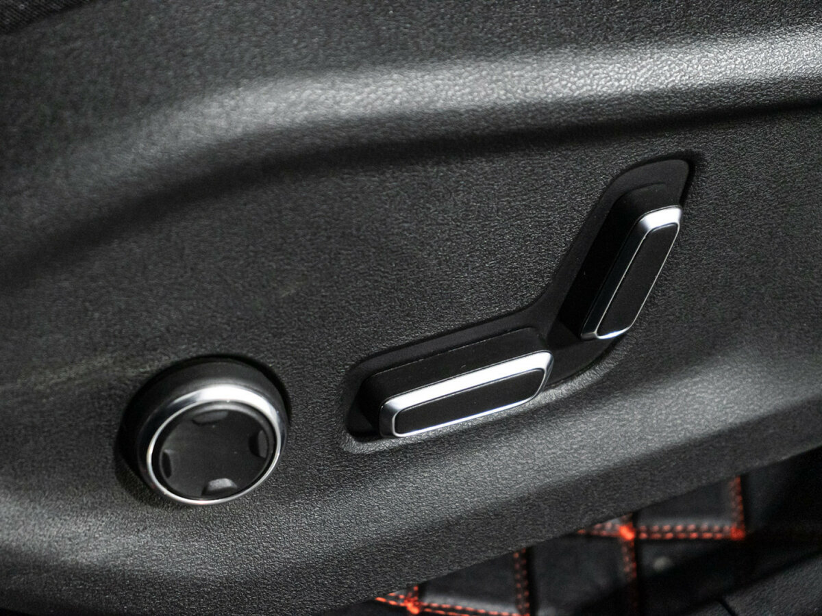 Geely Monjaro I, 2023 Фото №15