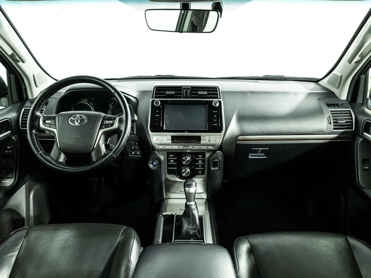 Toyota Land Cruiser Prado 150 Series Рестайлинг 2, 2019 Фото №11