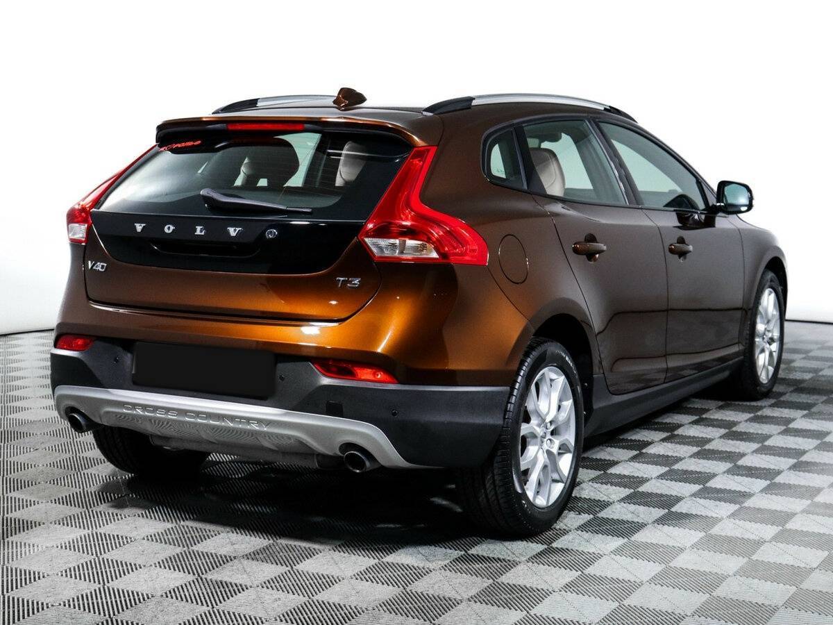 Volvo V40 Cross Country, 2018 Фото №5