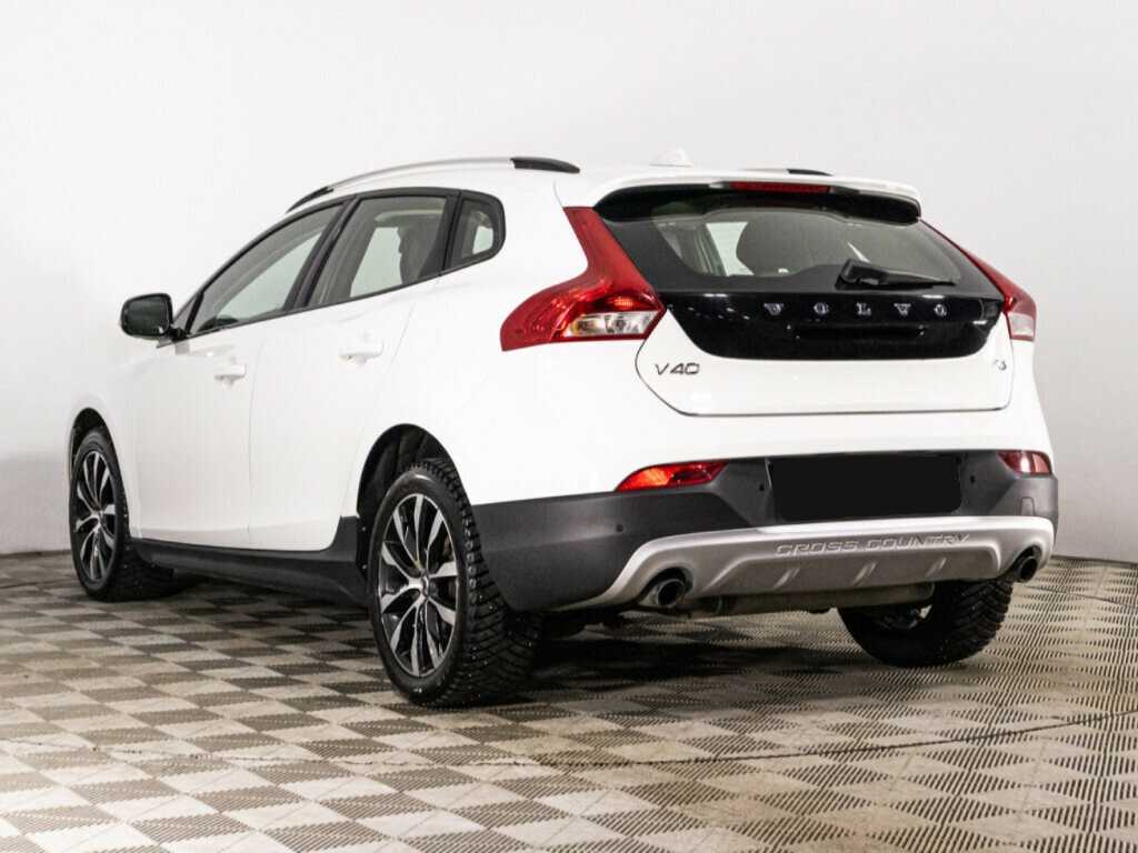 Volvo V40 Cross Country, 2019 Фото №7