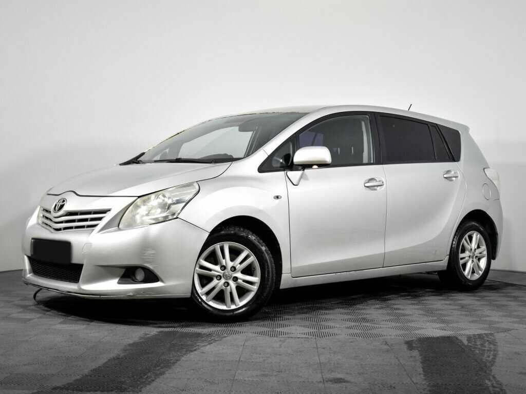 Toyota Verso, 2010 Фото №1