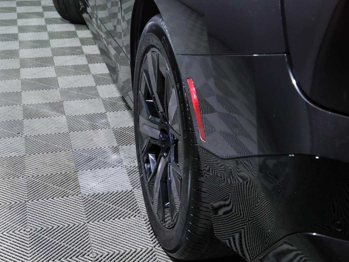 BMW iX xDrive50, 2022 Фото №18