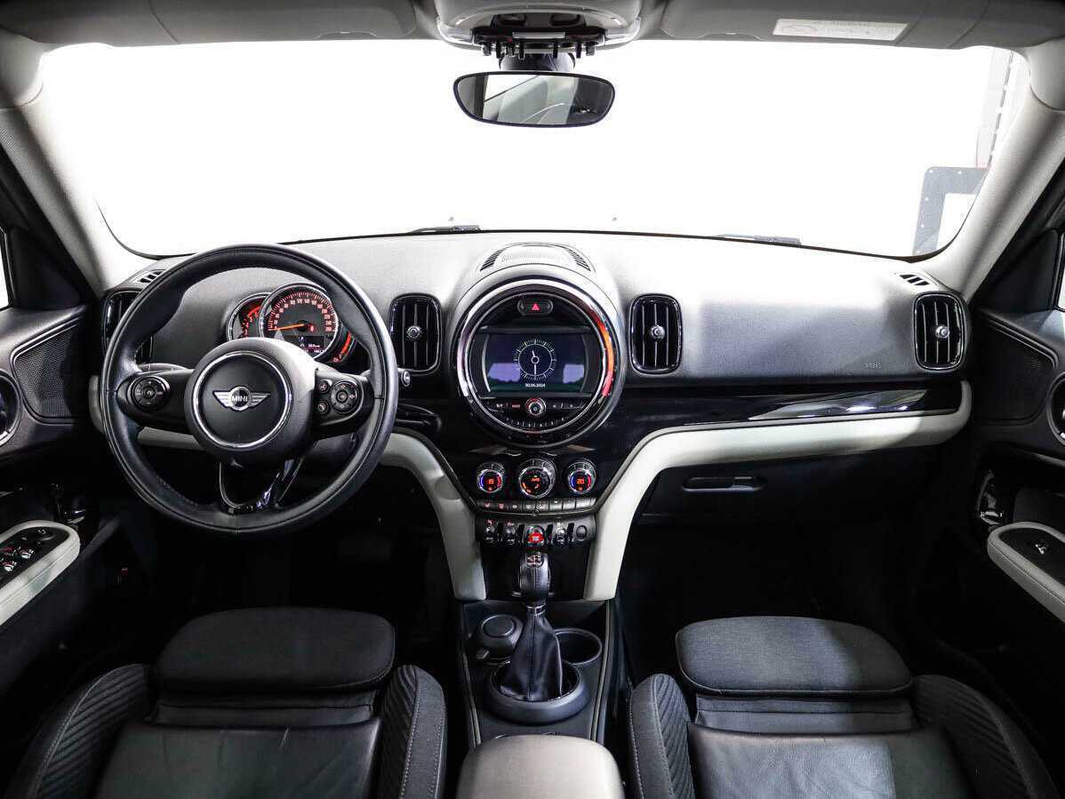Mini Countryman Cooper D, 2018 Фото №9