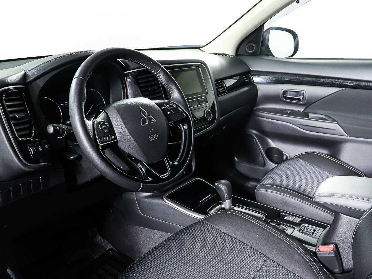 Mitsubishi Outlander, 2020 Фото №13