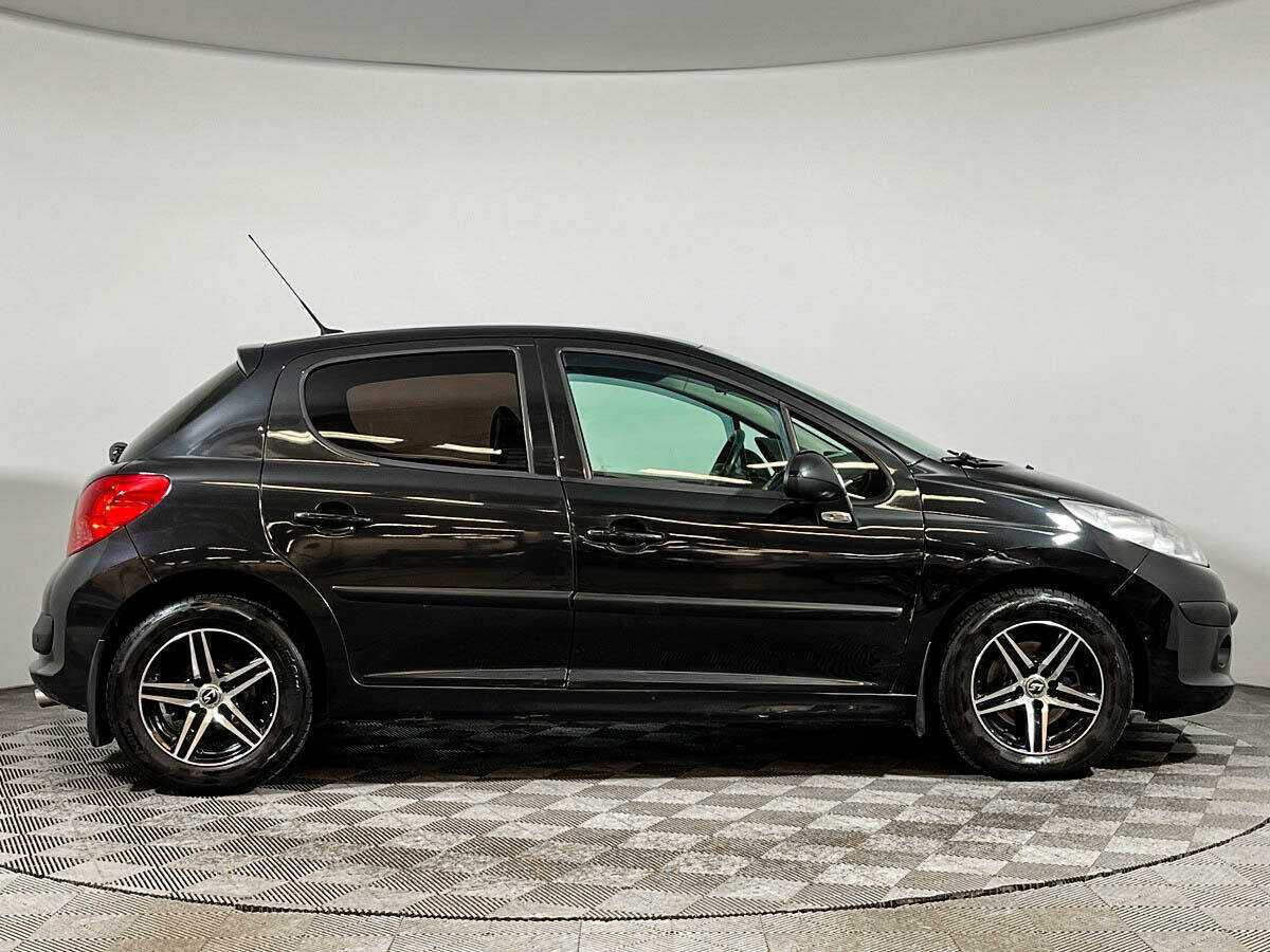 Peugeot 207, 2008 Фото №4