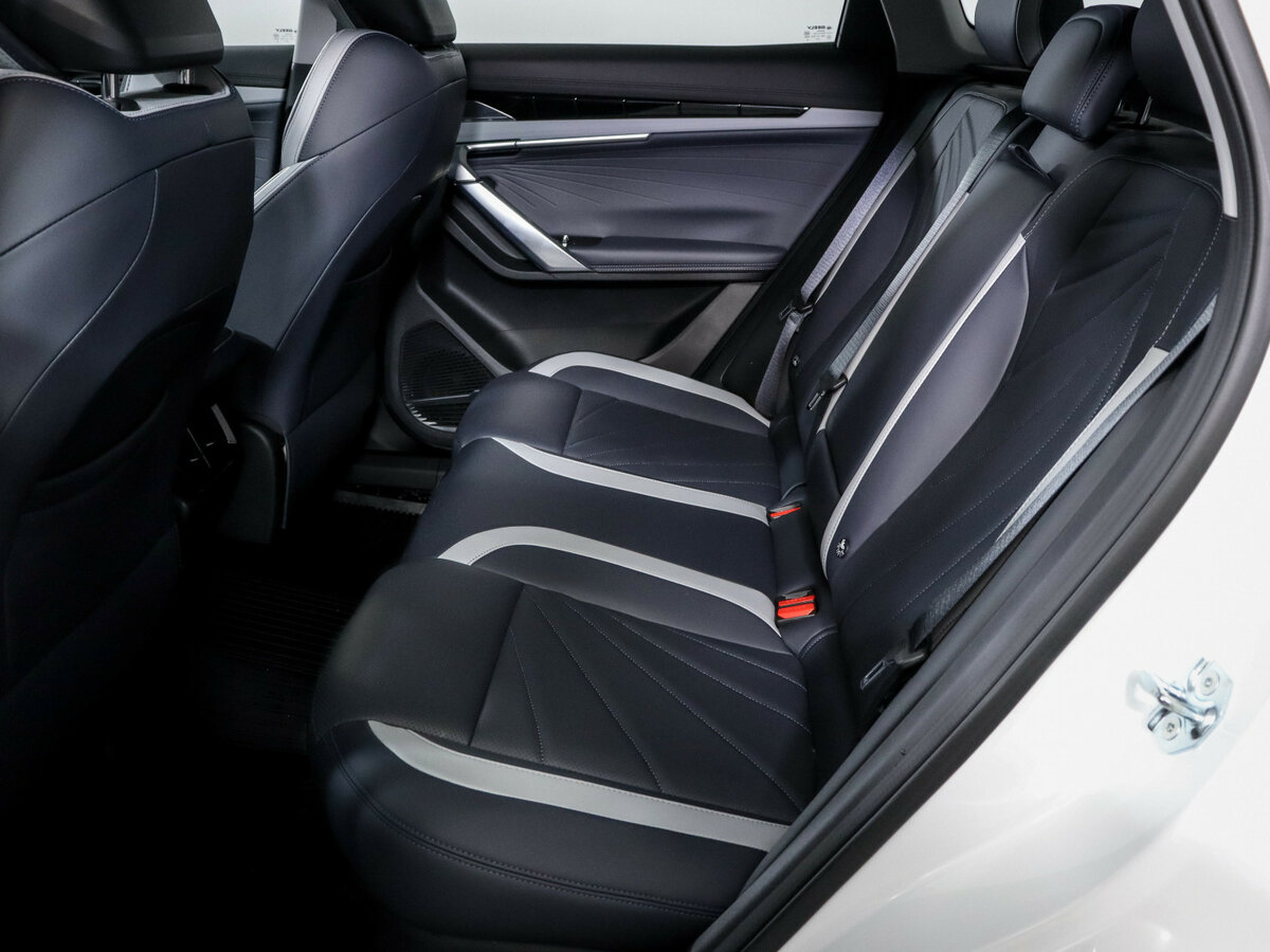 Geely Atlas II, 2024 Фото №11