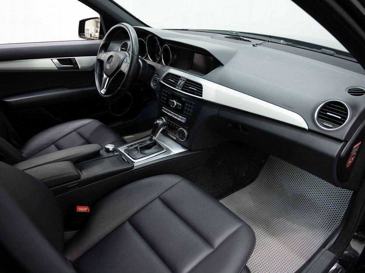 Mercedes-Benz C-Класс 250, 2013 Фото №11