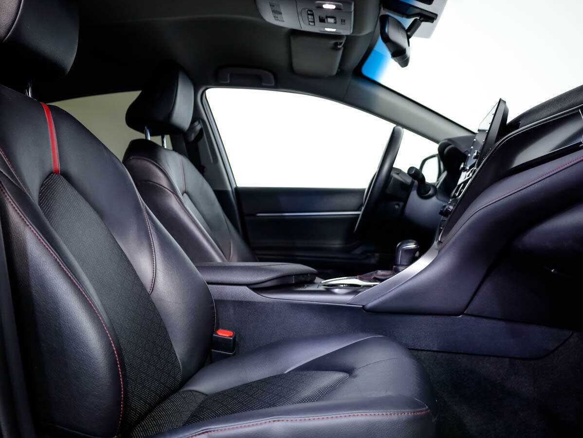 Toyota Camry, 2021 Фото №12