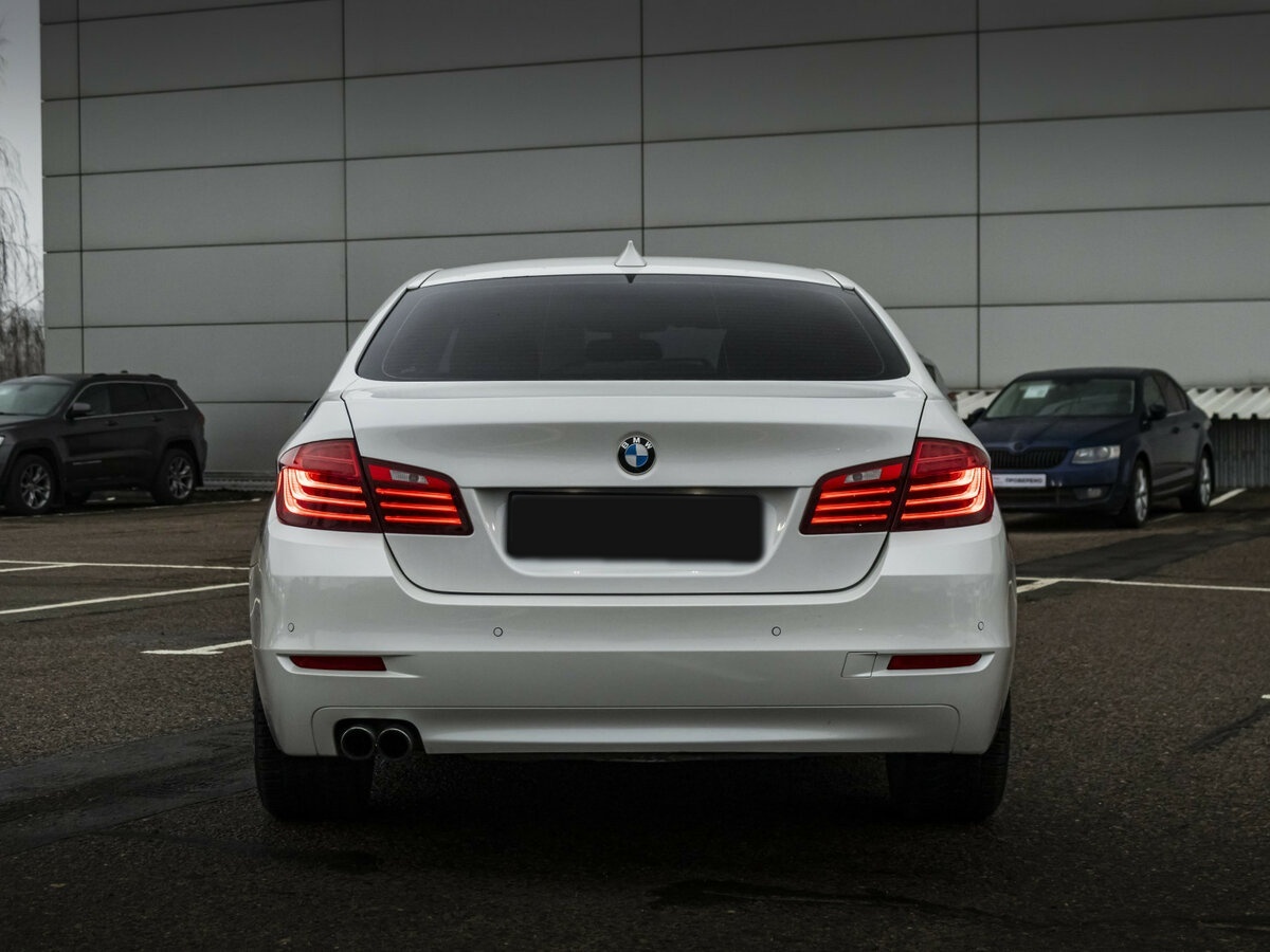 BMW 5 серии 525d xDrive VI (F10/F11/F07) Рестайлинг, 2015 Фото №7