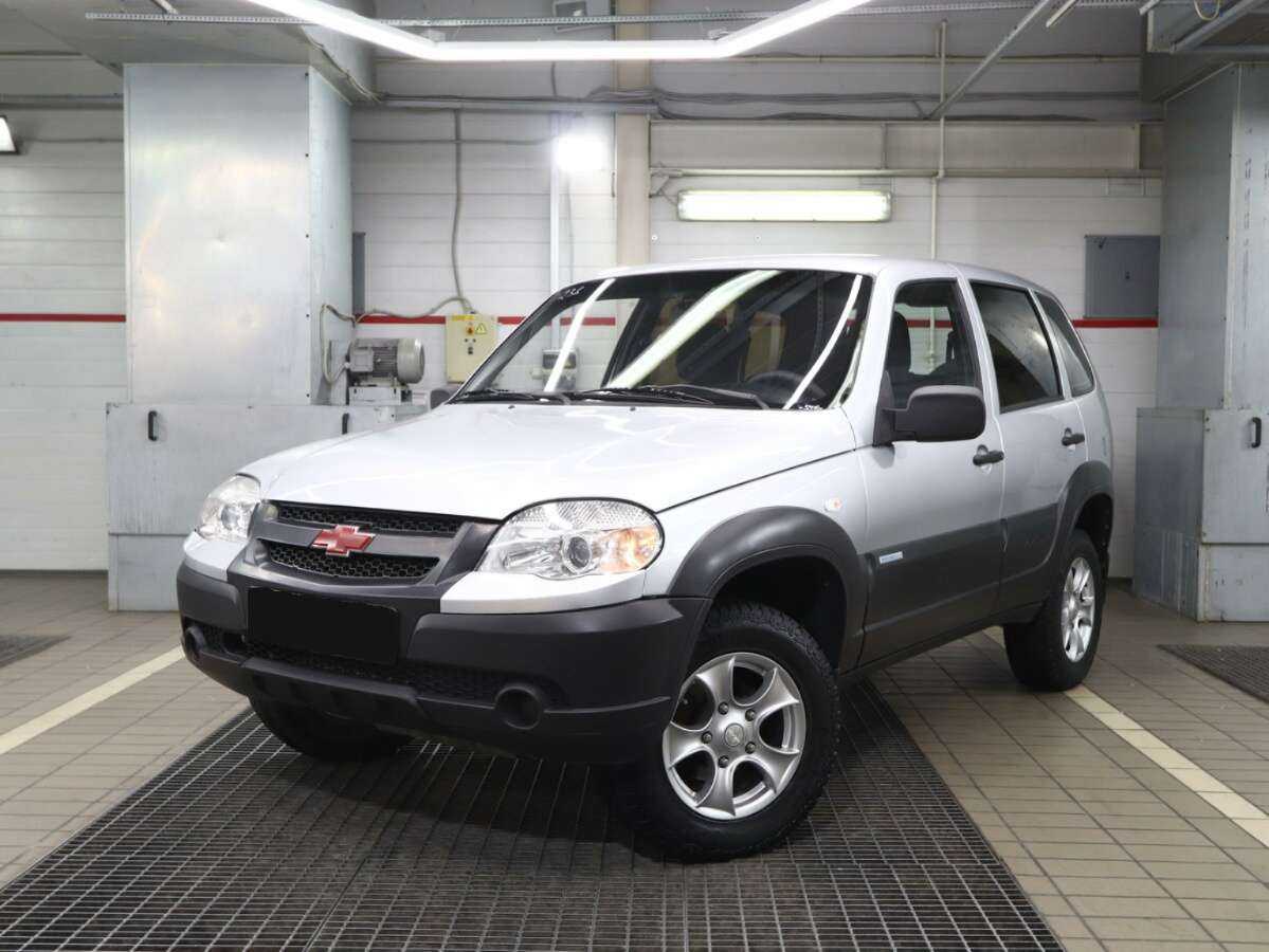 Chevrolet Niva, 2011 Фото №1