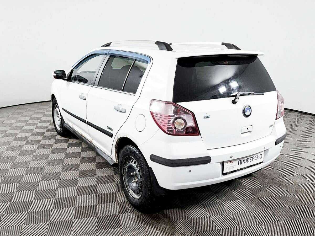 Geely MK Cross, 2012 Фото №7