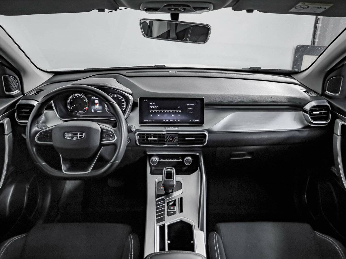 Geely Coolray I, 2021 Фото №9