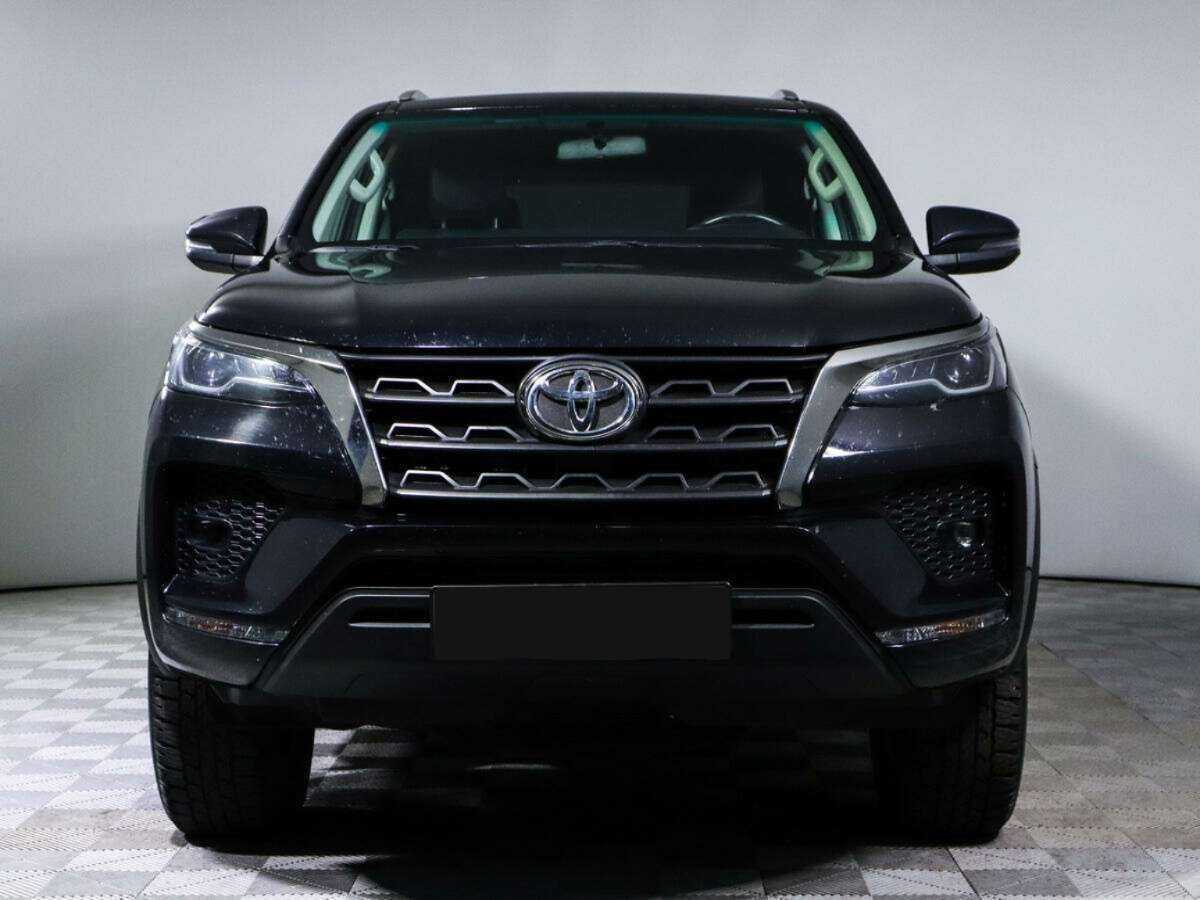 Toyota Fortuner, 2021 Фото №2