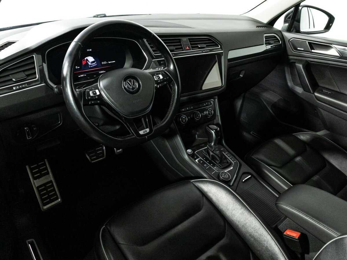 Volkswagen Tiguan, 2018 Фото №11