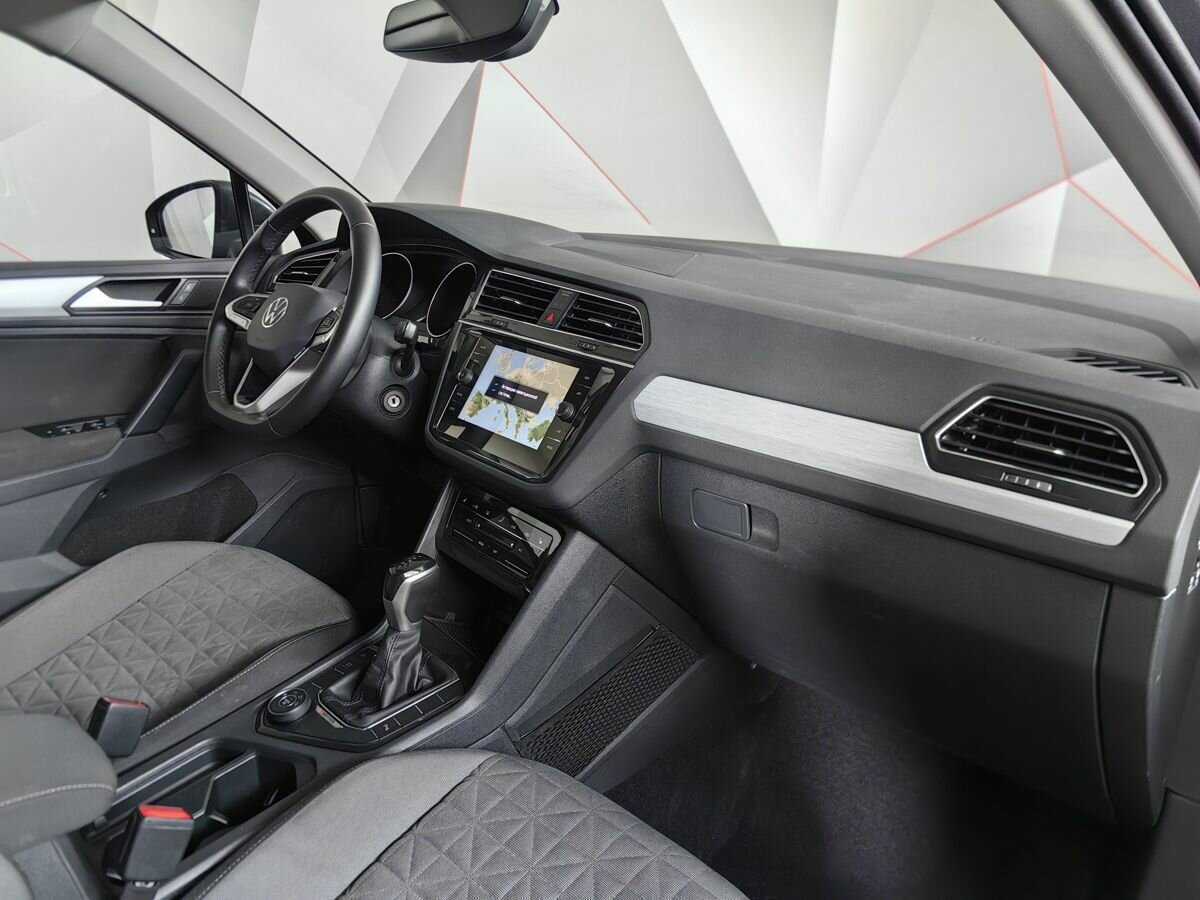 Volkswagen Tiguan, 2021 Фото №9