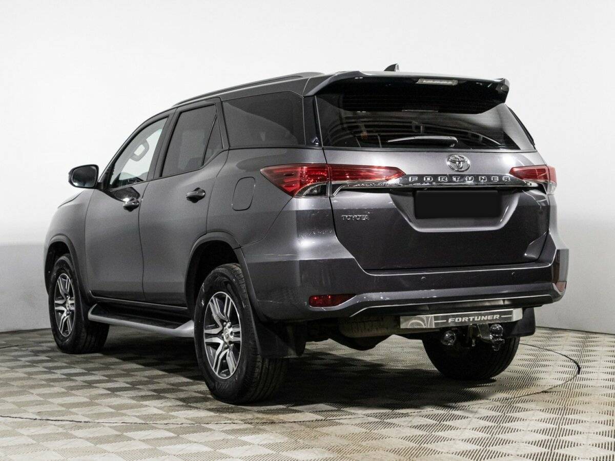 Toyota Fortuner, 2017 Фото №6