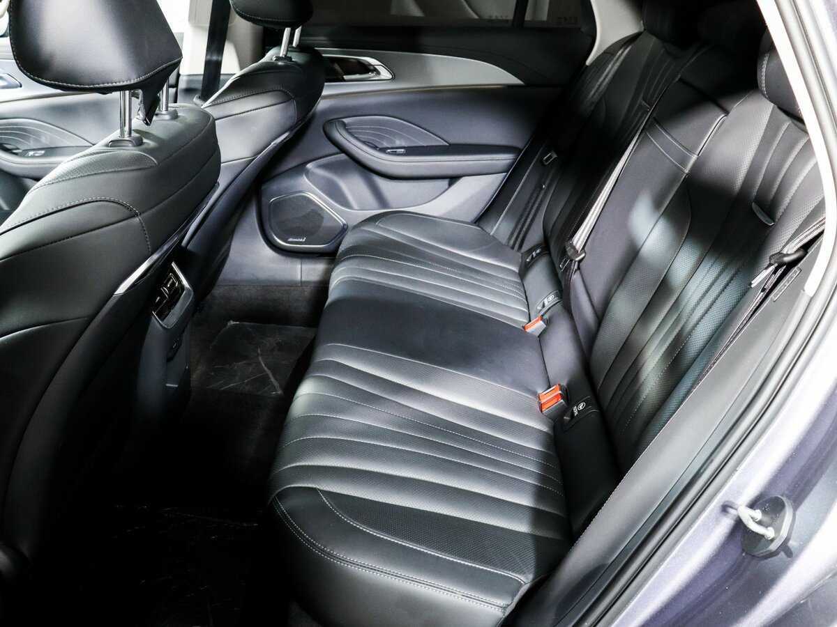 Hongqi H5, 2022 Фото №7