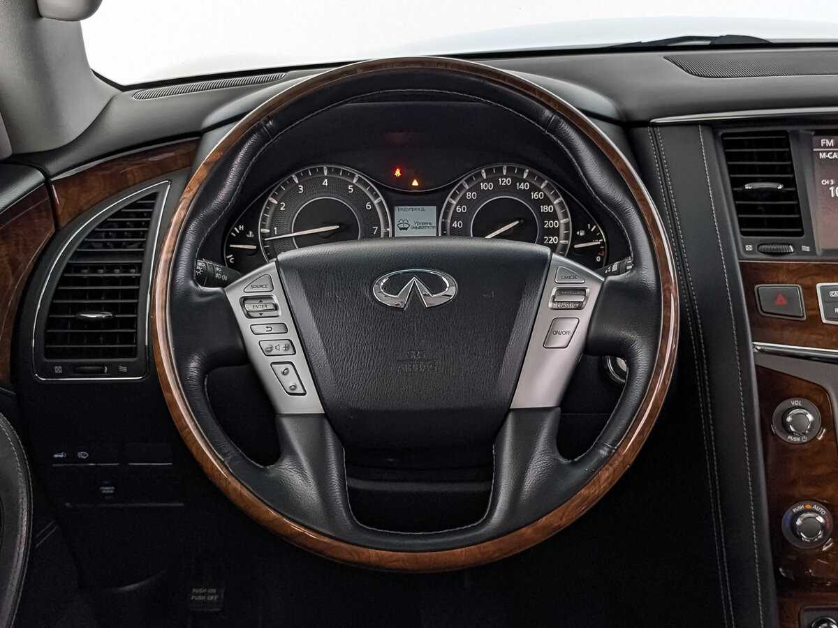 Infiniti QX80, 2017 Фото №18