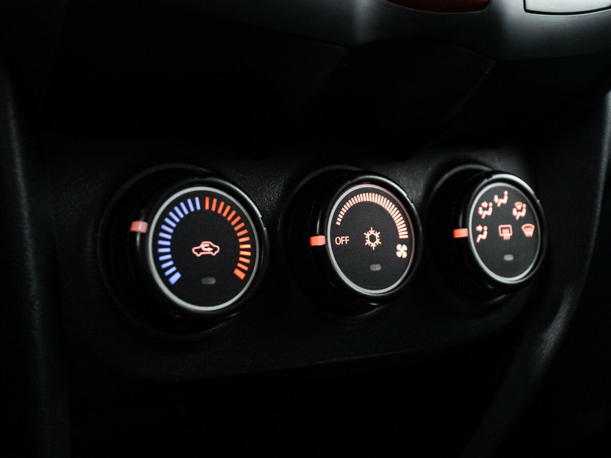 Mitsubishi ASX I, 2011 Фото №12