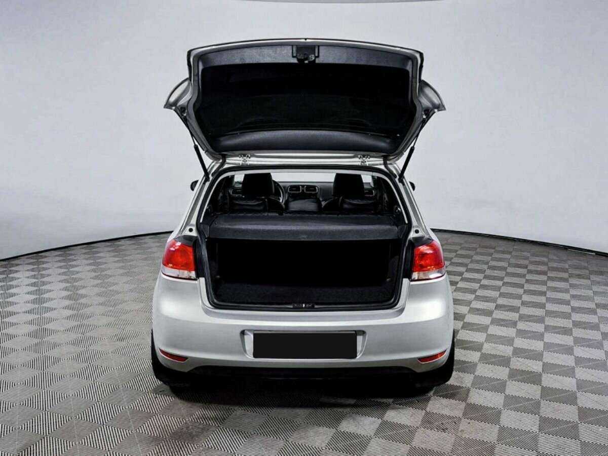 Volkswagen Golf, 2010 Фото №10