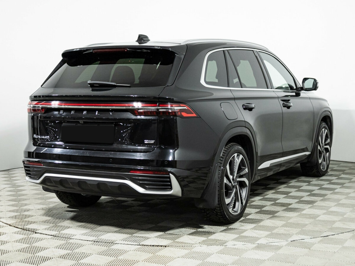 Geely Monjaro I, 2023 Фото №5