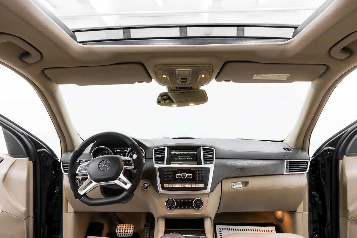 Mercedes-Benz M-Класс AMG 63 AMG, 2013 Фото №10