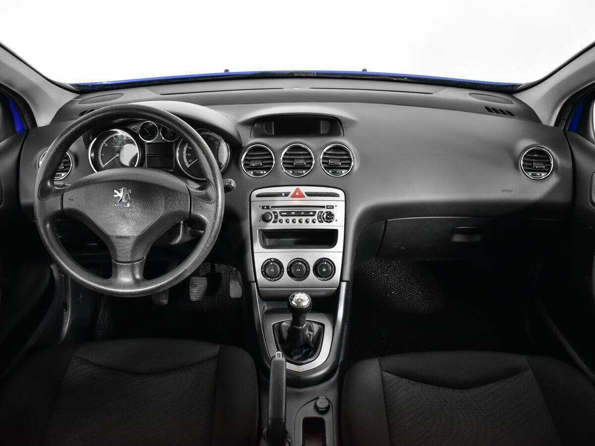 Peugeot 308, 2010 Фото №12