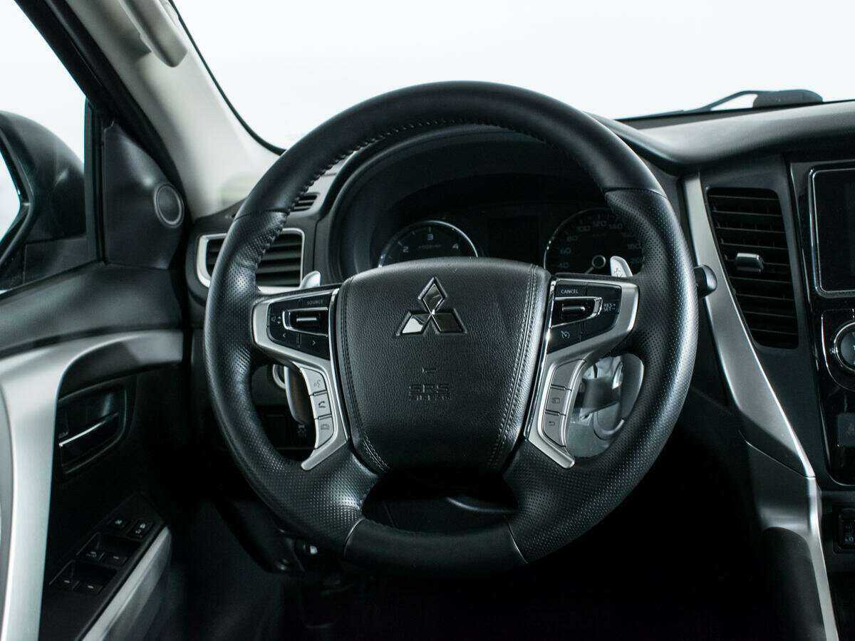 Mitsubishi Pajero Sport, 2019 Фото №14