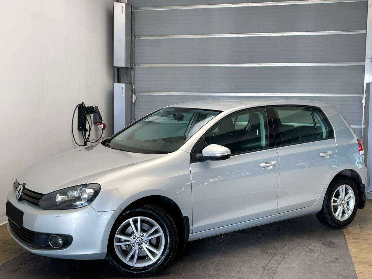 Volkswagen Golf, 2010 Фото №1