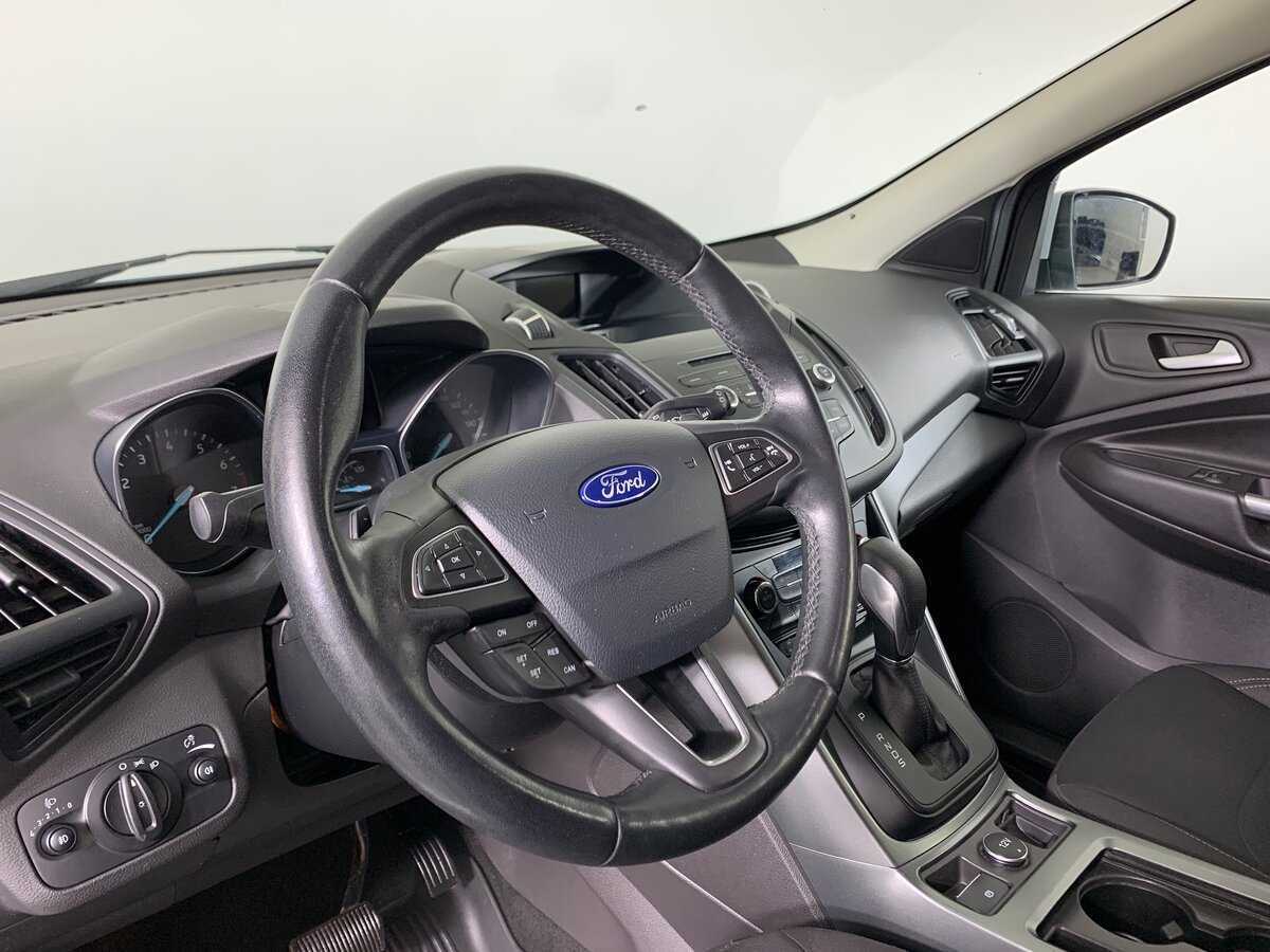 Ford Kuga, 2017 Фото №12