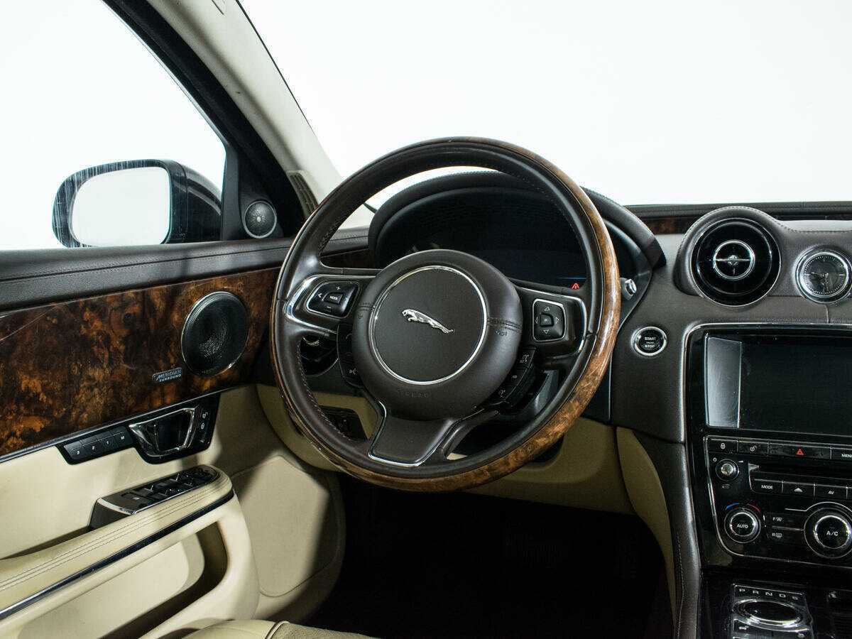 Jaguar XJ, 2014 Фото №14