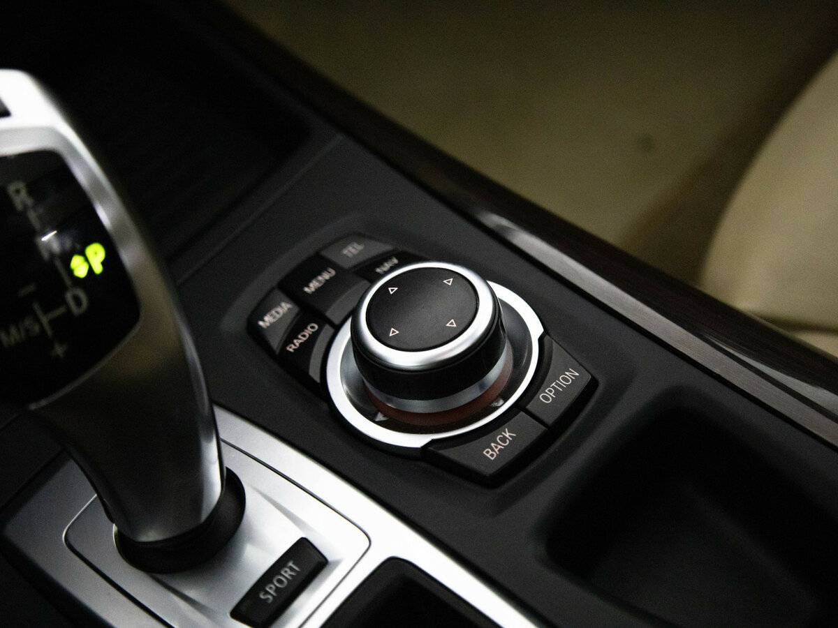 BMW X5 40d II (E70) Рестайлинг, 2013 Фото №10
