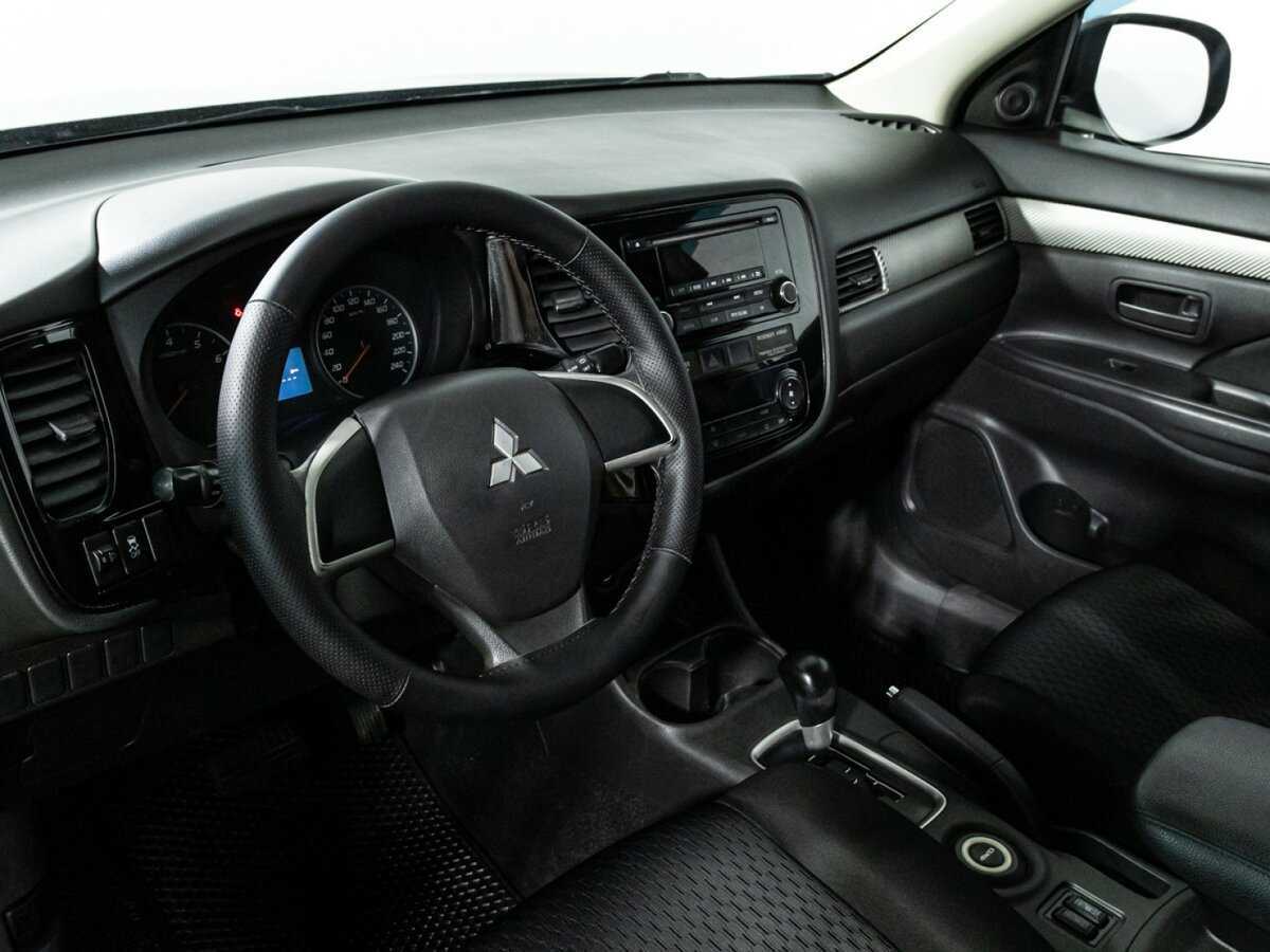 Mitsubishi Outlander, 2013 Фото №11