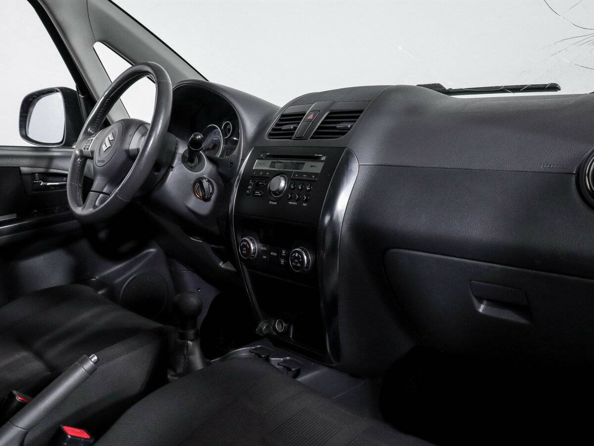 Suzuki SX4 I (Classic) Рестайлинг, 2010 Фото №7