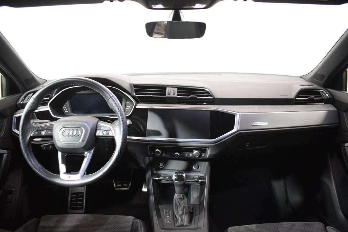 Audi Q3 Sportback 40 TFSI, 2021 Фото №14