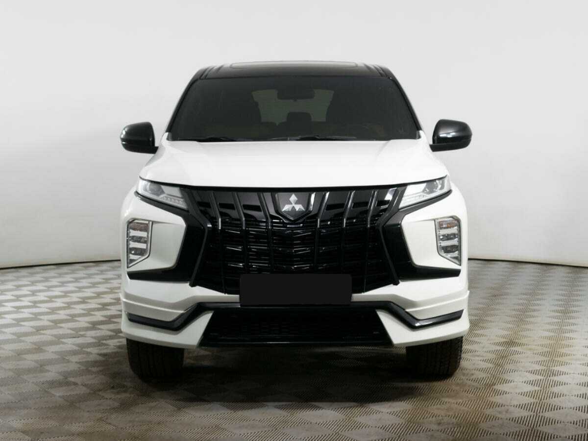 Mitsubishi Montero Sport, 2022 Фото №1