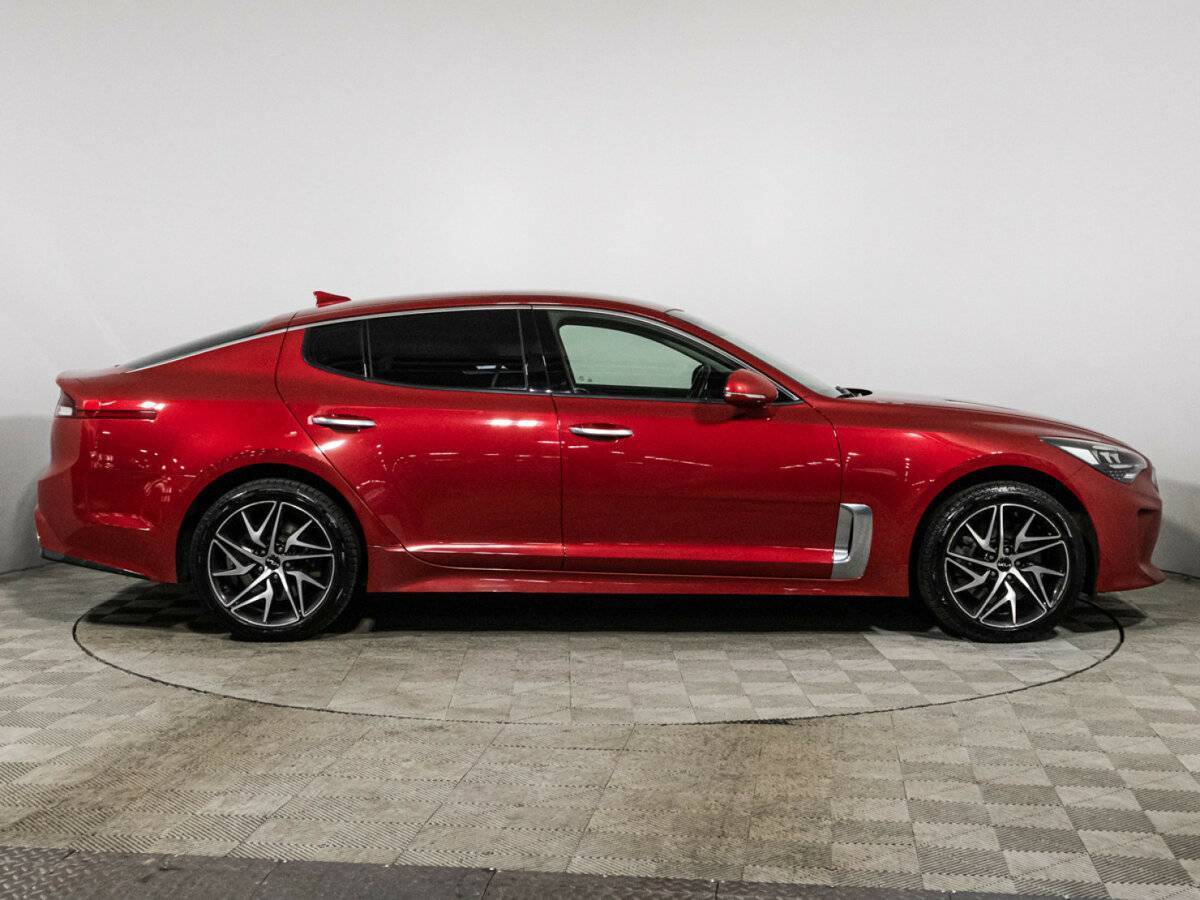 Kia Stinger, 2022 Фото №4